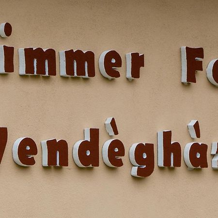 Zimmer Feri Vendeghaz Hotel Abaujszanto Ngoại thất bức ảnh